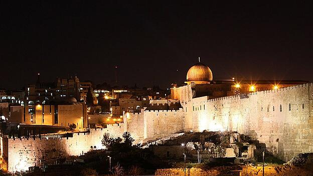 Altstadt von Jerusalem bei Nacht