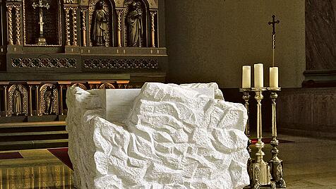 Schattenseiten des Volkaltares