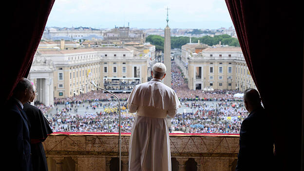 „Regina coeli“ mit dem neuen Papst