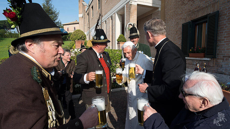 88. Geburtstag Benedikt XVI. 16. April 2015