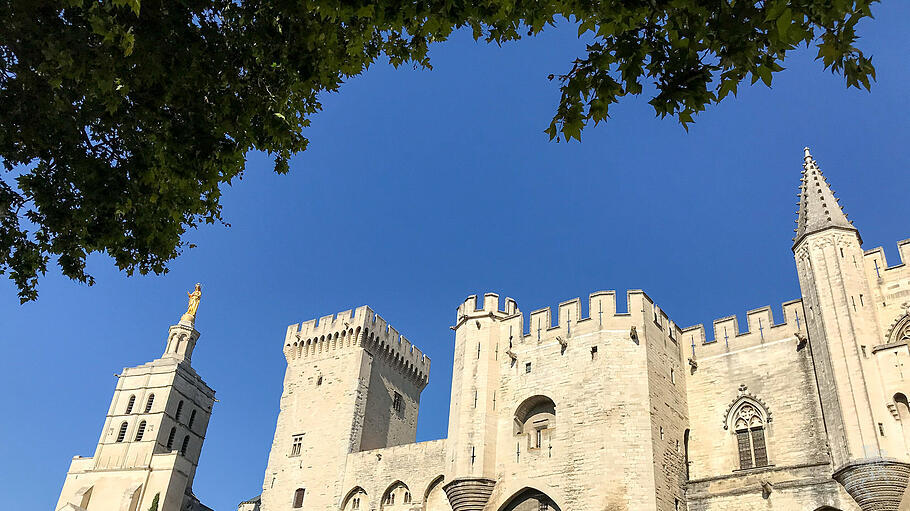 Exil der Päpste in Avignon – der historischer Palast
