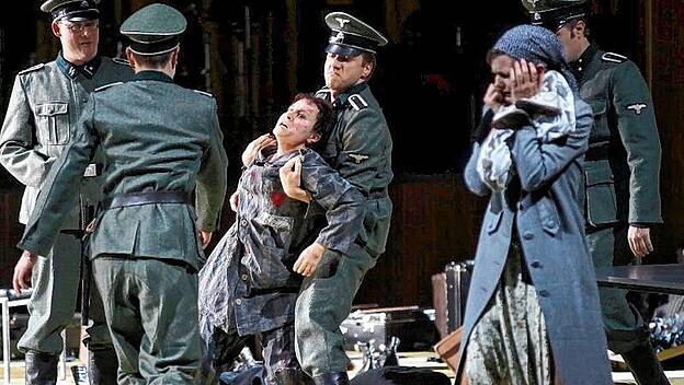 Bühnenszene aus der Auschwitz-Oper „Die Passagierin“