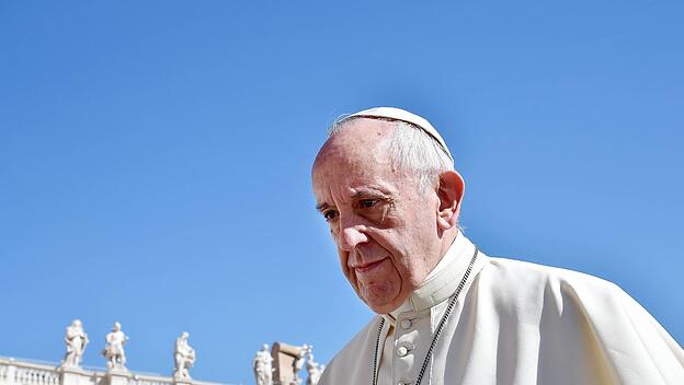 Papst Franziskus zeigt sich besorgt über die erneuten Gewaltausbrüche in Syrien