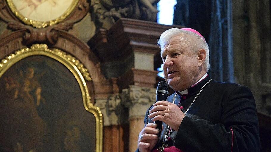 Bischof Stanislaw Szyrokoradiuk kam am Dienstag zum Friedensgebet nach Wien