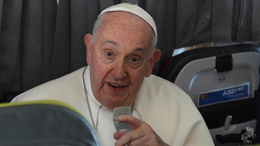 Papst Franziskus von Weltjugendtag in Portugal zurückgekehrt