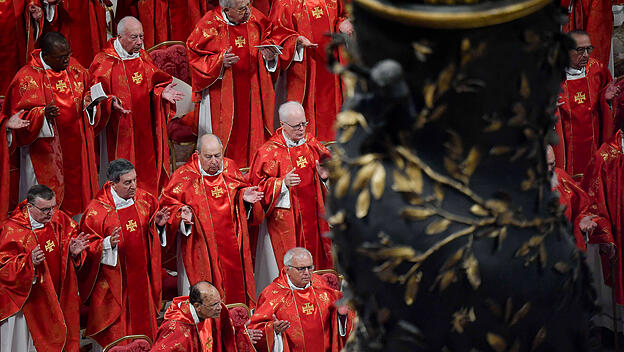Kardinäle bei der Messe Pro eligendo Romano Pontifice