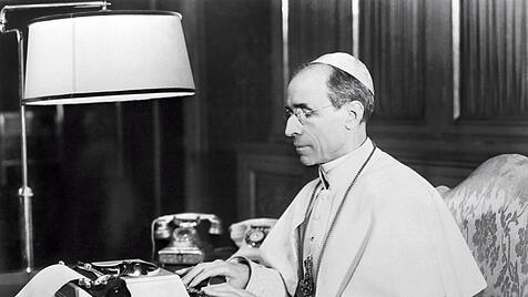 Papst Pius XII. hatte eine besondere Vorliebe für deutsche Jesuiten