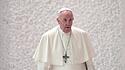 Papst Franziskus greift in der Krise zur stärksten Waffe der Päpste