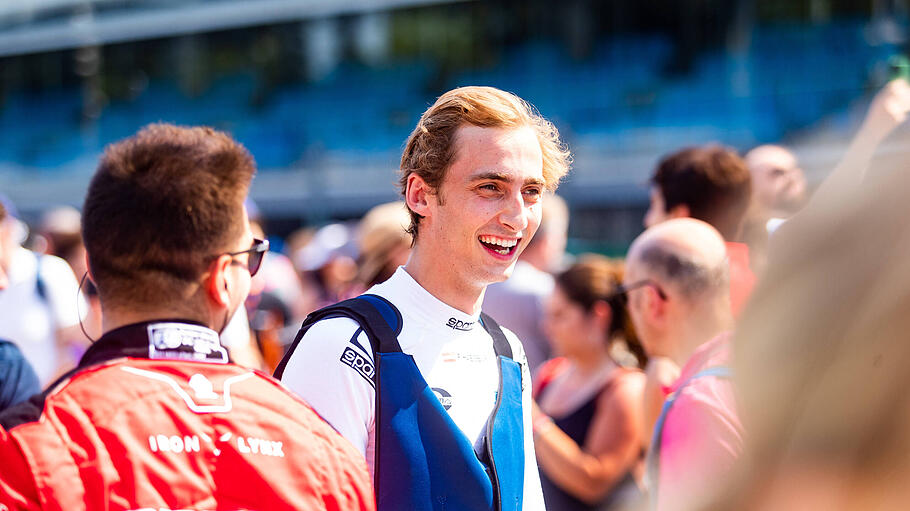 Ferdinand von Habsburg, Rennfahrer und gläubiger Katholik