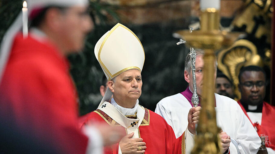Papst Leo im Petersdom