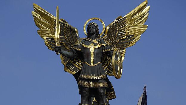 Bronzeskulptur Erzengel Michael