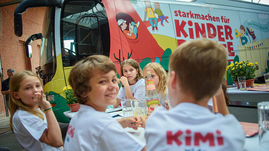 Bus der Kinderrechte