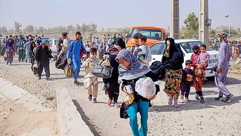 Afghanische Flüchtlinge an der iranischen Grenze