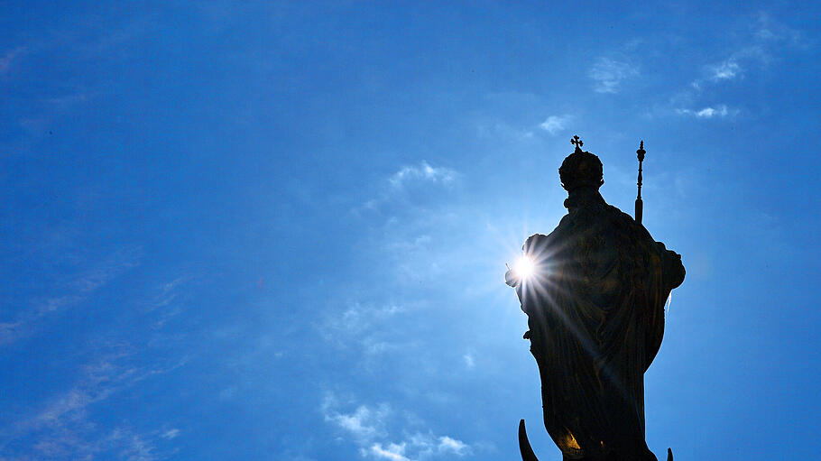 Marienstatue auf dem Marienplatz in München