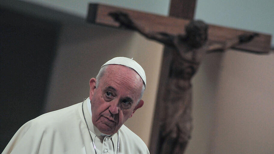 Papst Franziskus verfasst nachsynodales Schreiben "Christus vivit"