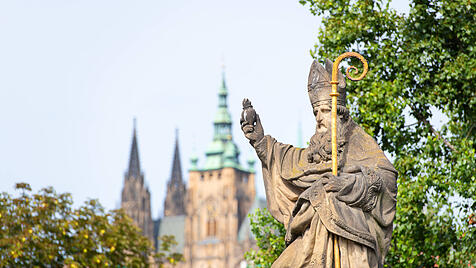 Statue des Heiligen Augustinus von Hippo in Prag