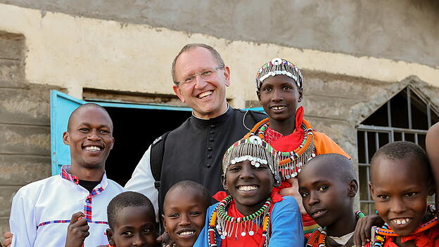 Ein Kontinent im Glauben, aber volatil. Karl Wallner stellt Afrika als Zukunft des Christentums vor.