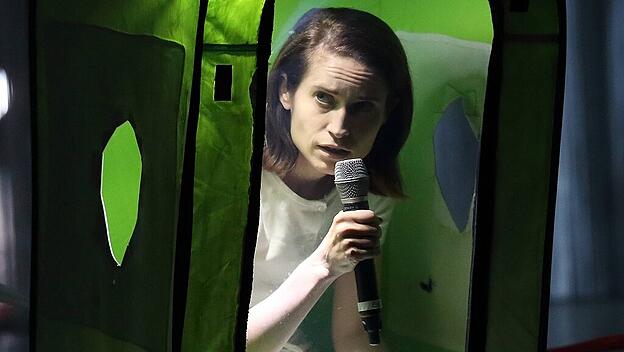 Lea Draeger während der Fotoprobe zu Death Positive - States of Emergency im Maxim Gorki Theater Berlin, 30. September