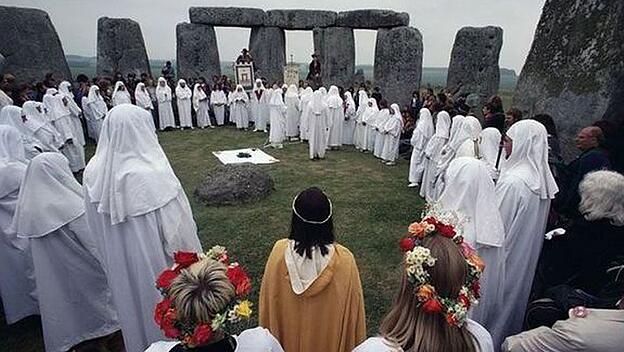 Druiden in Stonehenge