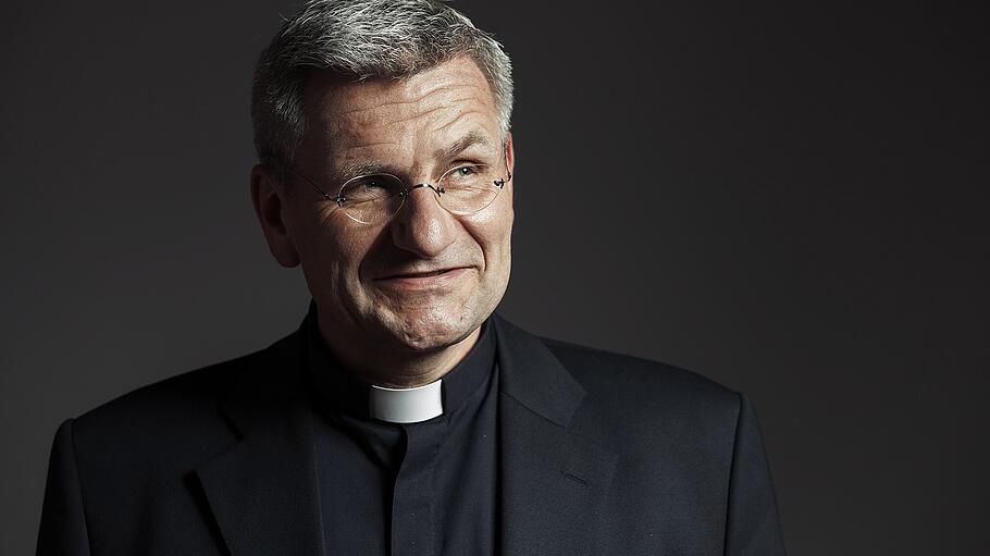 Weihbischof Schwaderlapp sieht in fremdsprachigen Gemeinden Chancen für den deutschen Katholizismus