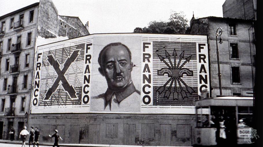 Plakat mit dem Gesicht Francisco Francos