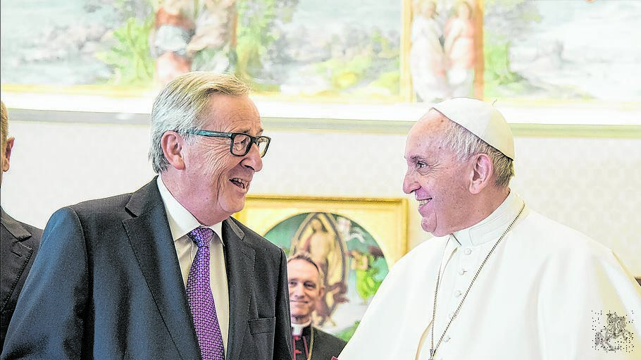 Papst Franziskus mit dem damaligen EU-Kommissionspräsidenten Jean-Claude Juncker