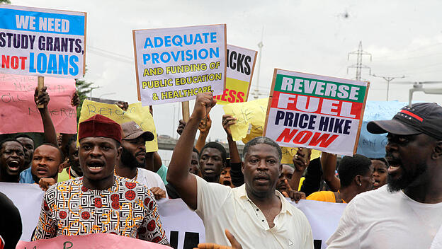 End Bad Governance