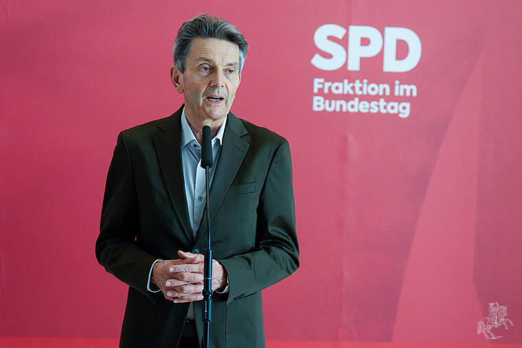Rolf M&uuml;tzenich