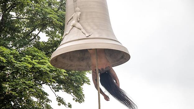 Die &ouml;sterreichische Aktionsk&uuml;nstlerin Florentina Holzinger auf der Biennale