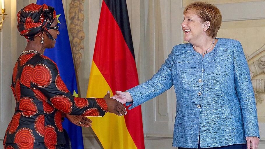 Bundeskanzlerin Merkel empfängt Diplomatisches Corps