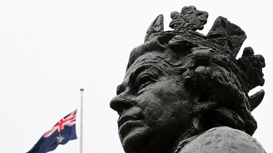 Statue von Königin Elizabeth II.