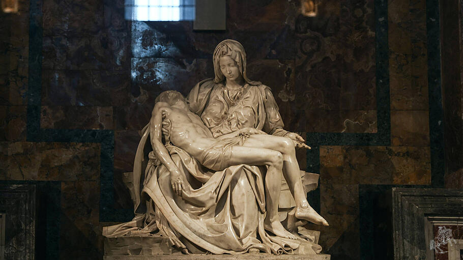 Michelangelos Piet&agrave; im Petersdom