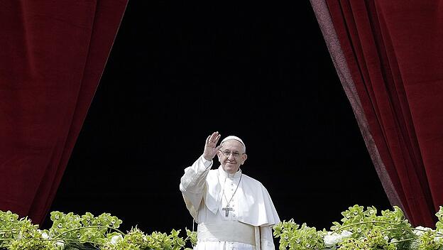 Papst Franziskus bat am Ostersonntag erneut um Frieden