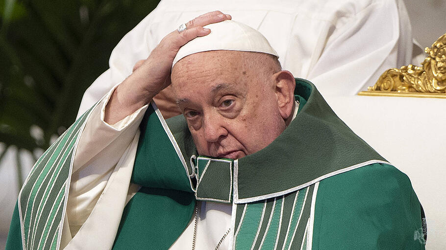 Abschlussmesse der Weltsynode, Papst