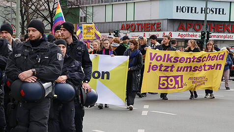 Demonstration gegen Immobilienspekulation in Berlin
