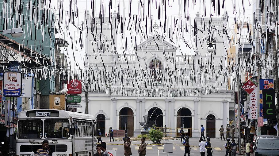 Sri Lanka  trauert um die Opfer der Oster-Anschläge