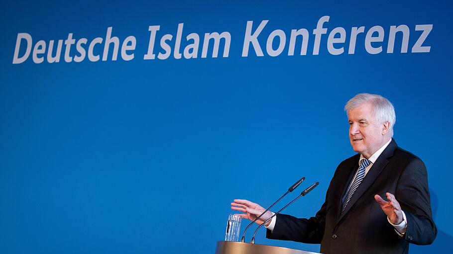 Die Deutsche Islamkonferenz will Integration der Muslime fördern.