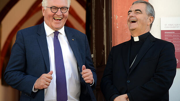 Nuntius Nikola Eterovic und Bundespräsident Frank-Walter Steinmeier