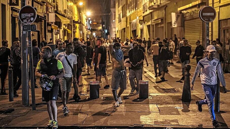 EURO 2016 - Security situation in Marseille after England vs Russ
