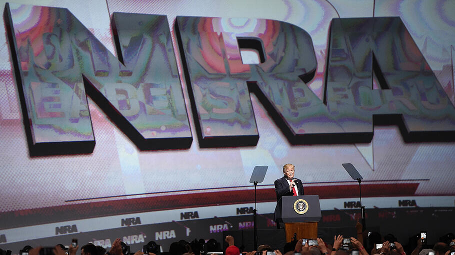 Donald Trump besucht Waffenlobby NRA