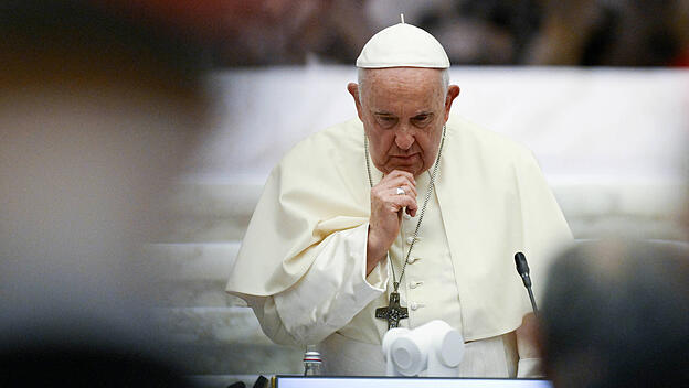 Papst Franziskus bei der Weltsynode