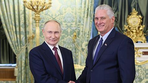 Wladimir Putin und der kubanische Pr&auml;sident Miguel Diaz-Canel