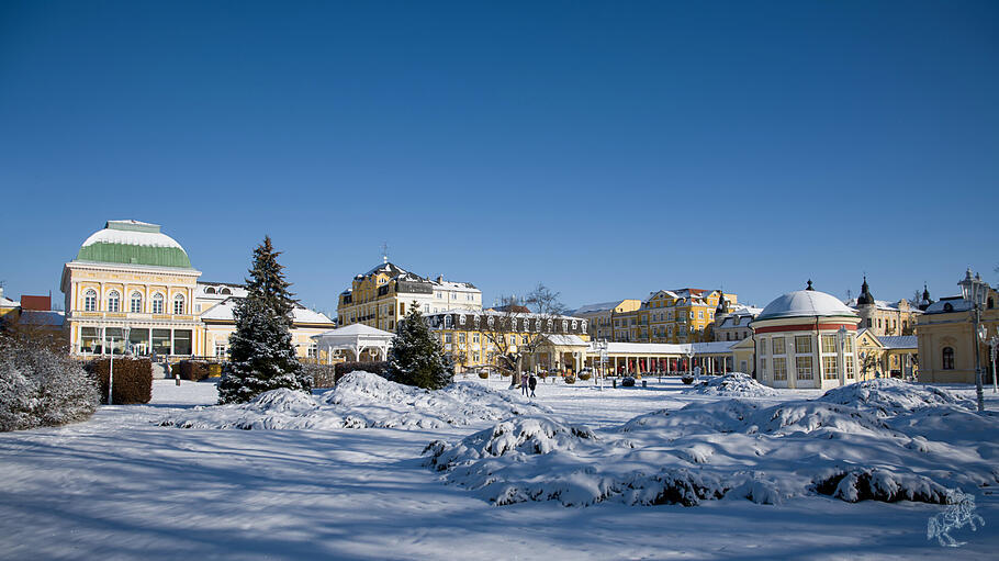 Nicht nur wegen Wilhelm M&uuml;llers von Franz Schubert vertonter &bdquo;Winterreise&ldquo; ist Franzensbad auch eine Winterreise wert.