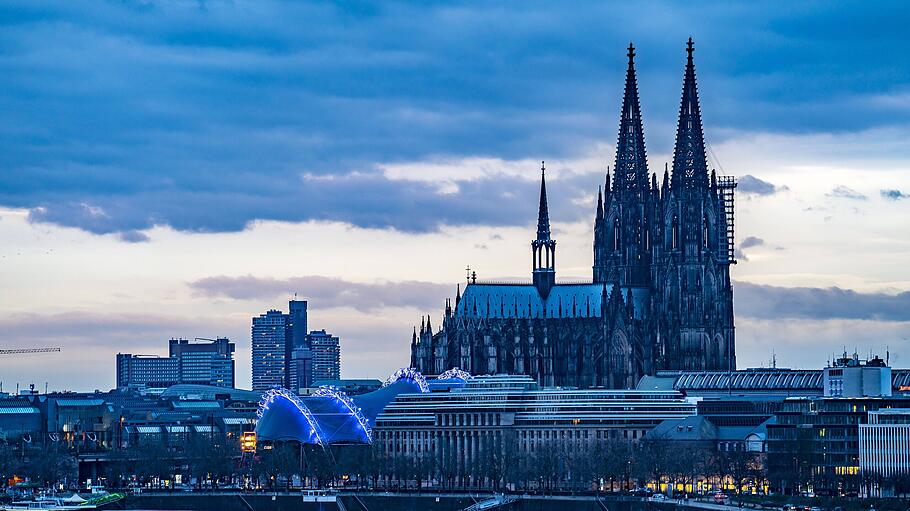 Skyline von Köln mit dem Dom
