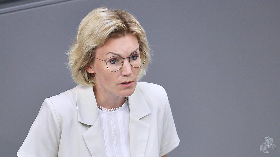 Anne K&ouml;nig