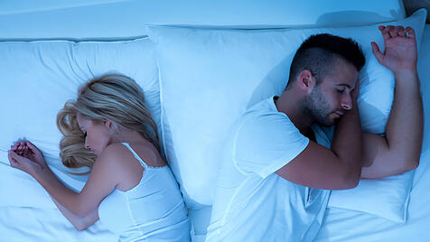 paar,schlafen,bett,homonym,paare,p&auml;rchen,schlaf,schlafend,betten *** couple,sleeping,bed,pairs,sleep,to be asleep,to sle