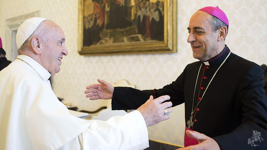 Papst Franziskus und Victor Manuel Fernandez
