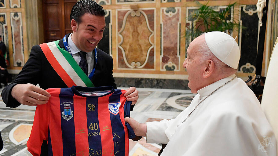 Papst Franziskus und ASMEL