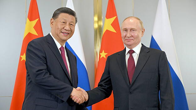 Chinas Präsident Xi Jinping und Russlands Präsident Wladimir Putin