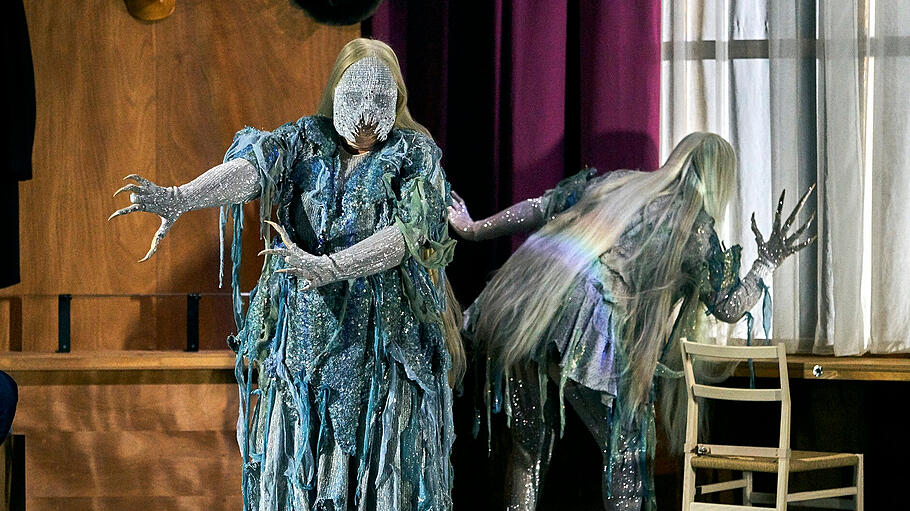 Bühnenszene aus "Götterdämmerung" - Bayreuther Festspiele 2022